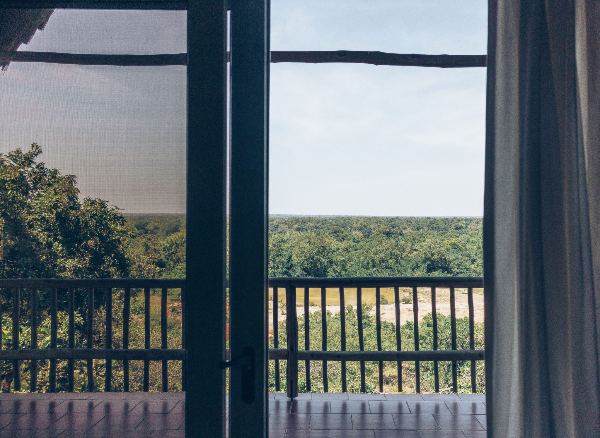 zaina-lodge-ghana-mole-national-park-view-from-bed