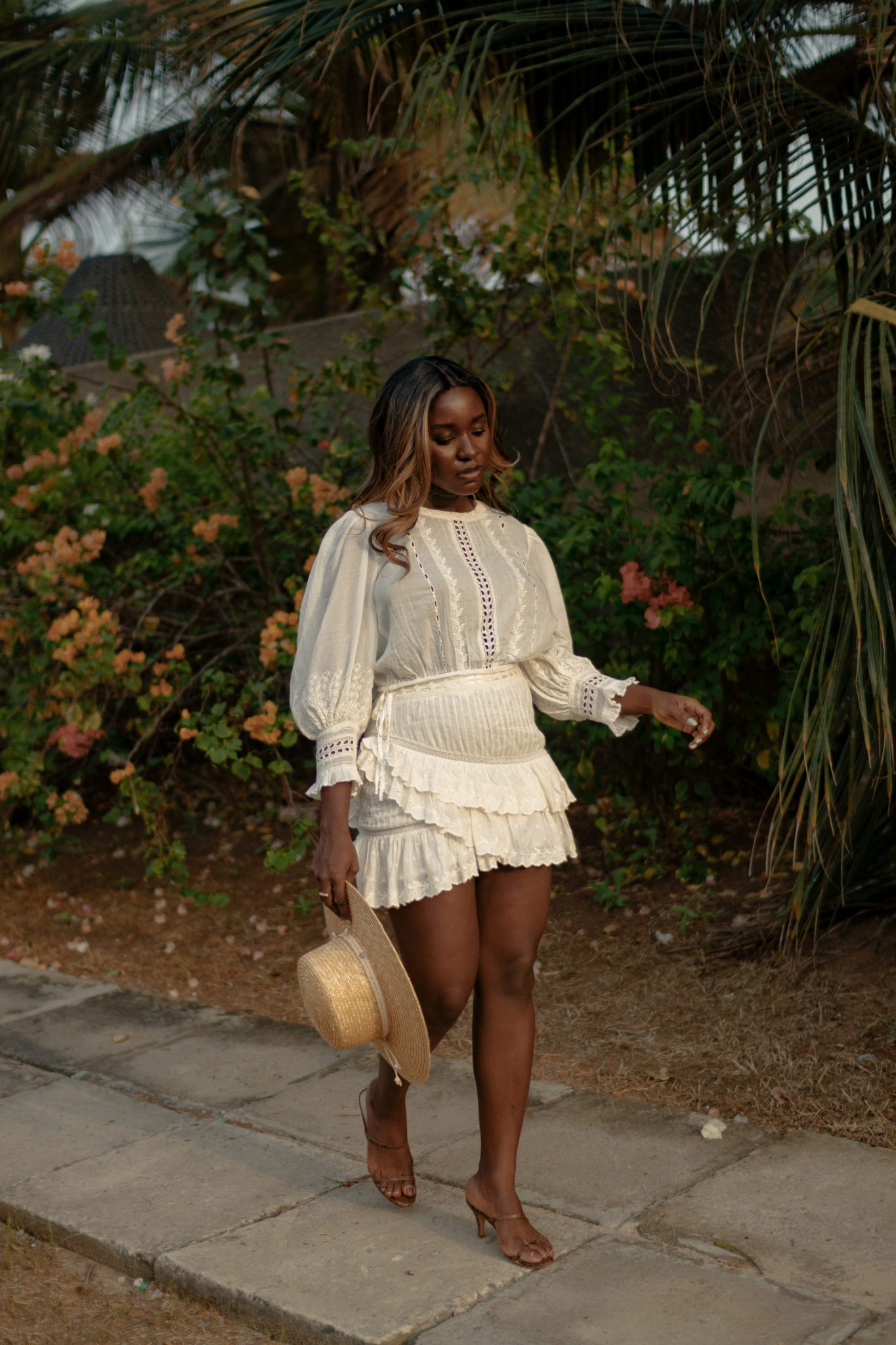 easy white dresses for spring and summer loveshackfancy_Amoafoa