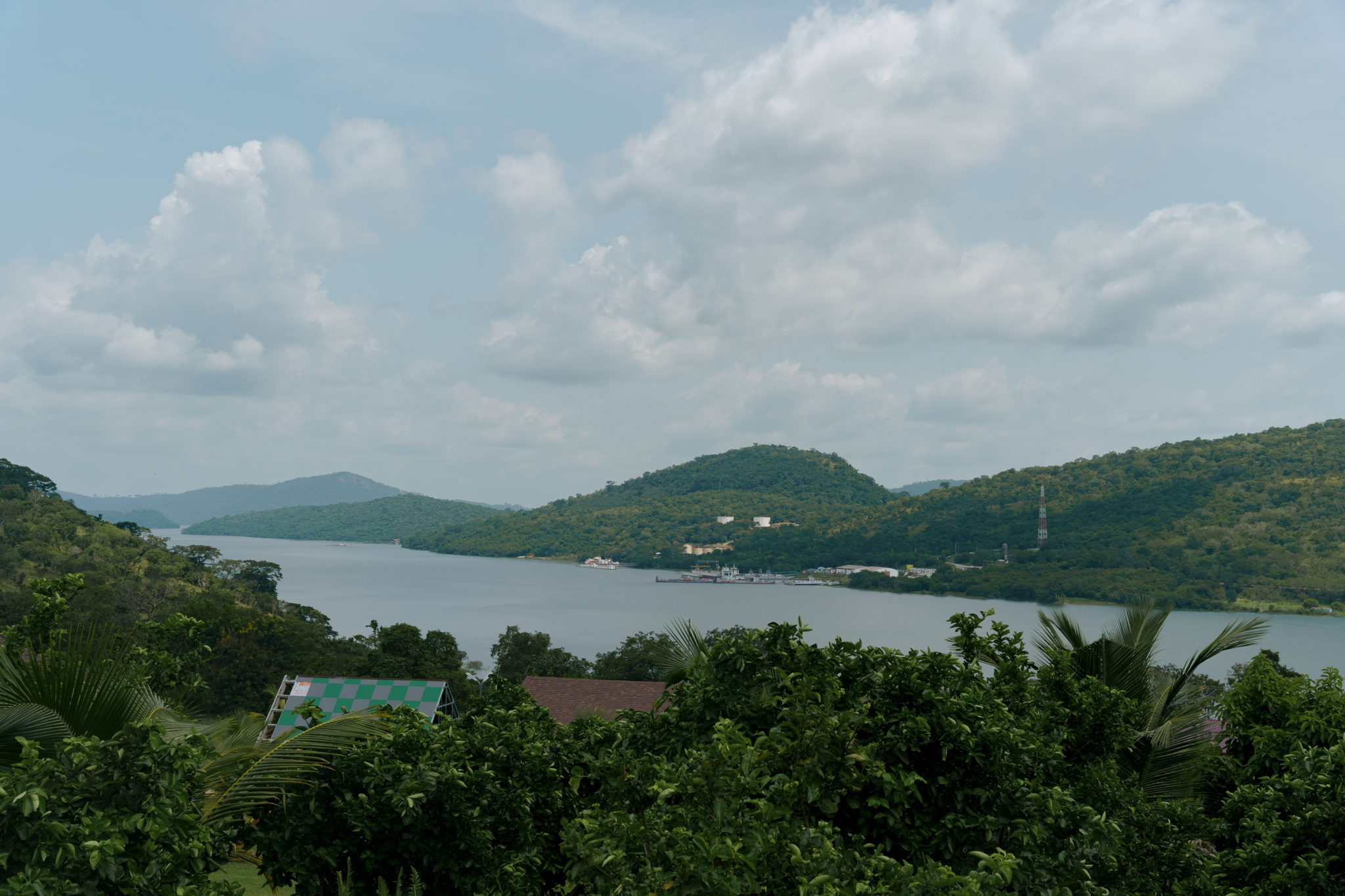 akosombo peninsula_resort view_amoafoa